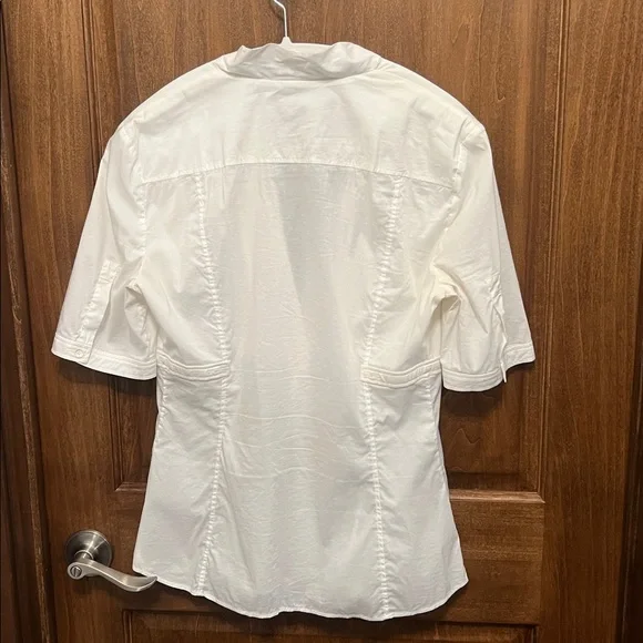 Gucci White Blouse with Button Detail - Picture 4 of 7